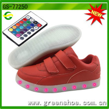 Nuevo APP Controlled LED Shoes Fabricante Cool Light Shoes